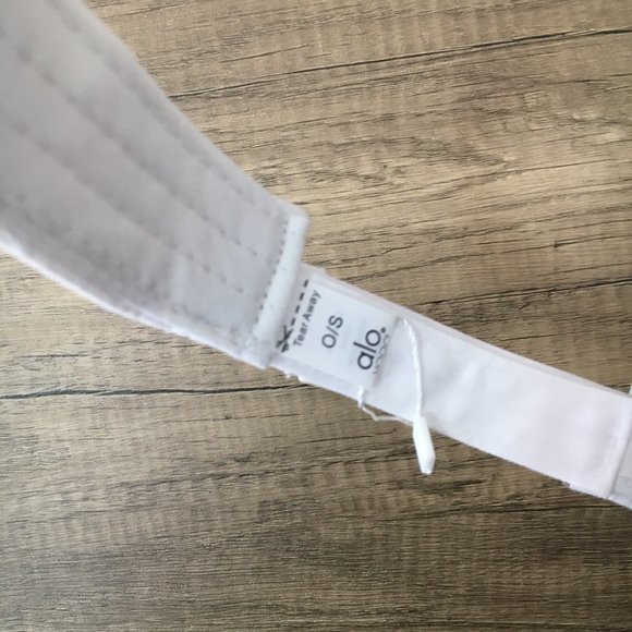 ALO hat--white - Picture 2 of 3